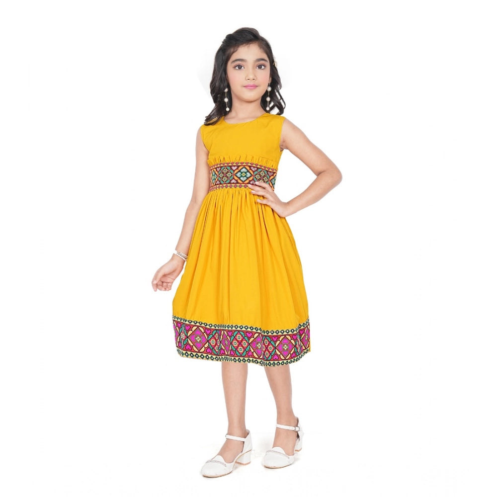 Girl's Shiffon Printed Sleeve Less Round Neck Dress (Mustard Yellow)