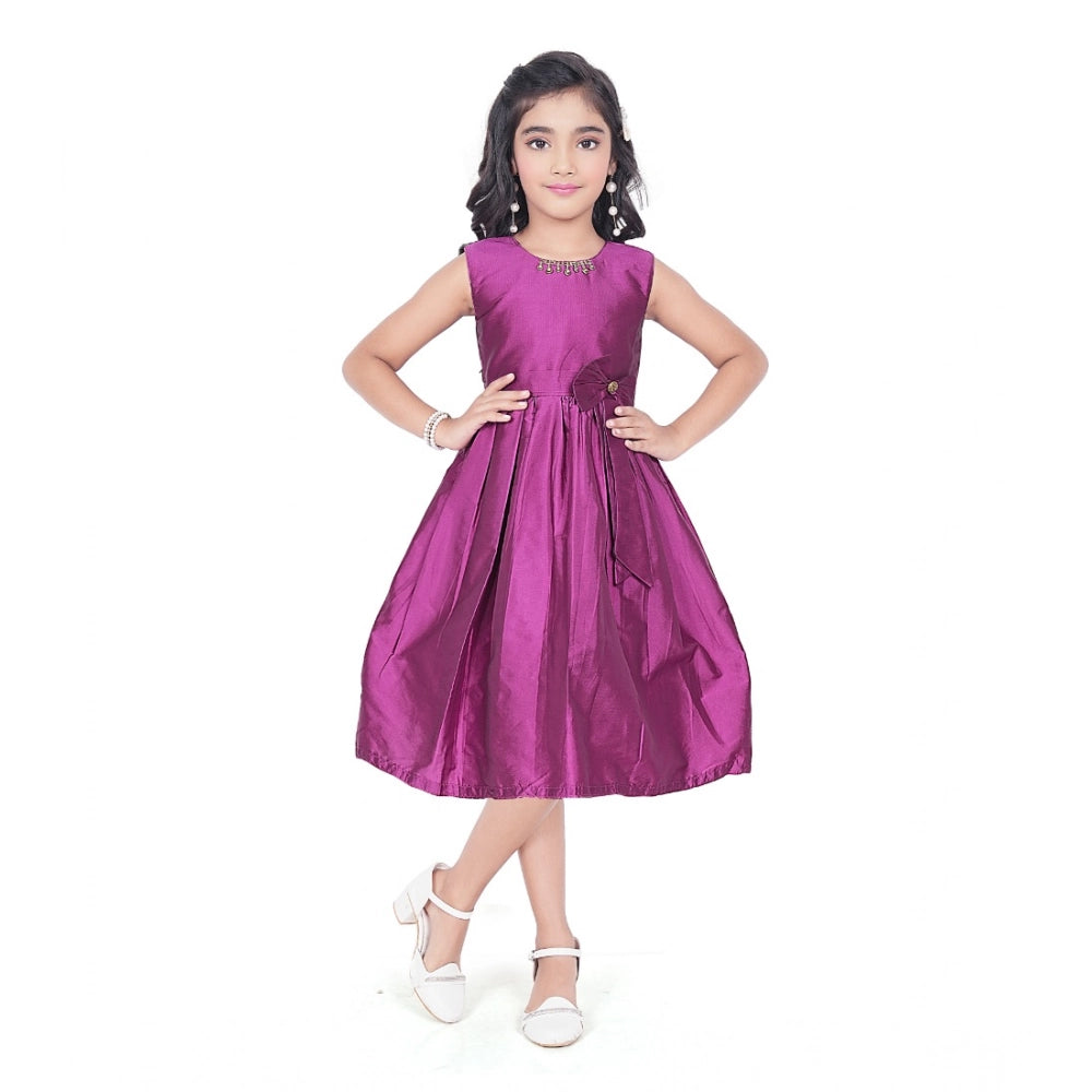 Girl's Taffeta Silk Soild Sleeve Less Round Neck Dress (Purple)